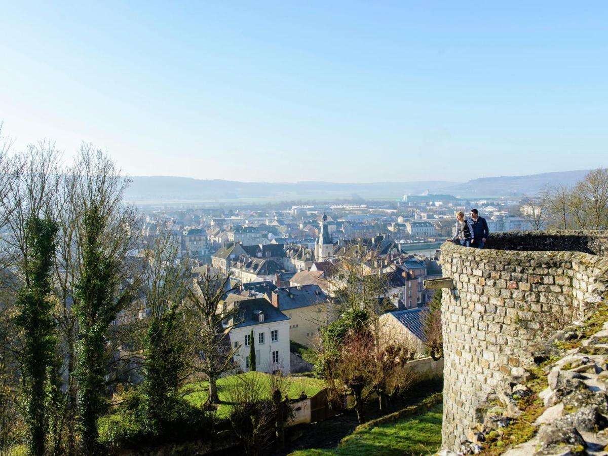 Charming Holiday Home Mezy-Moulins Exterior foto